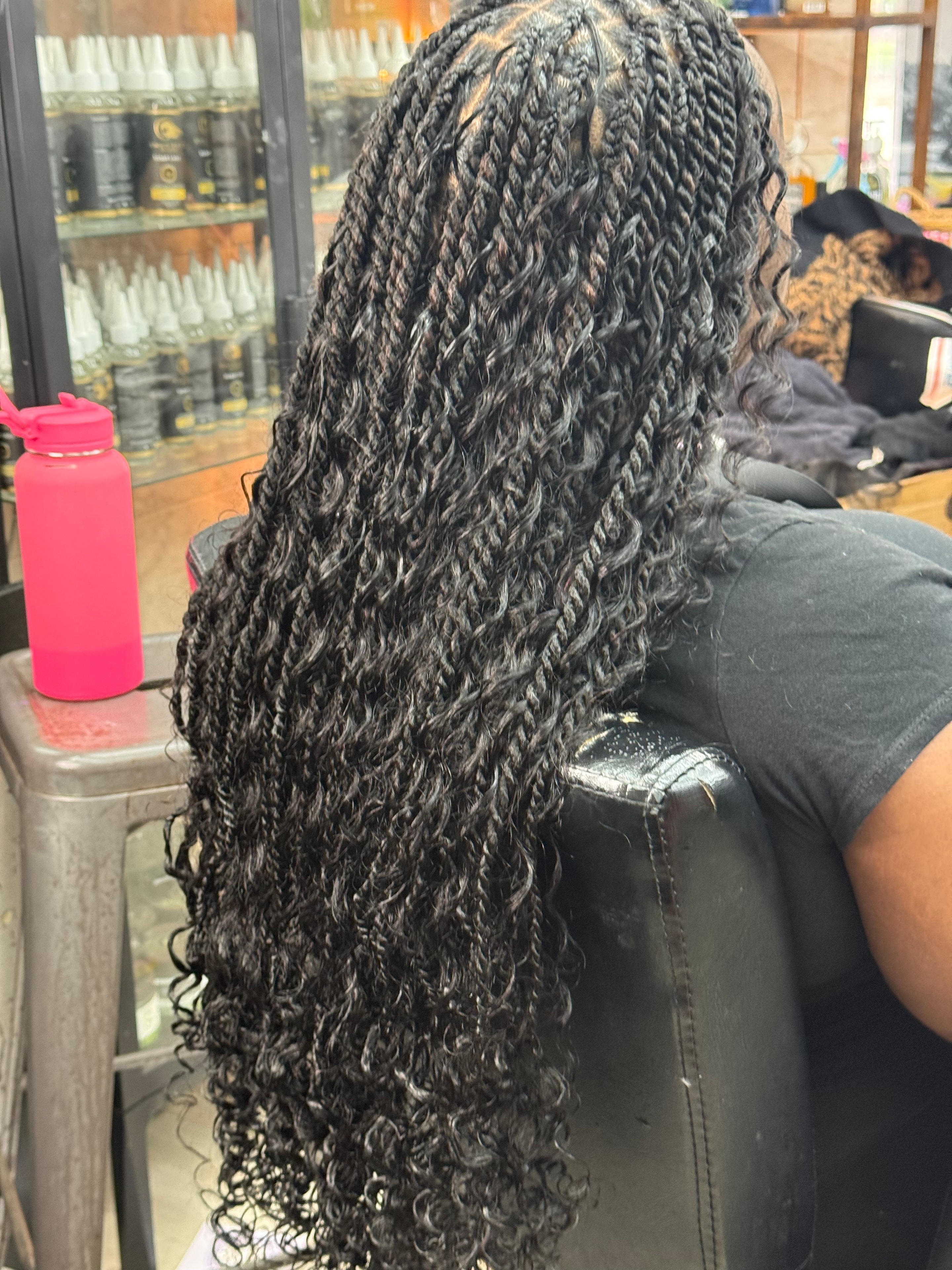 Senegalese twist hairstyle